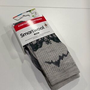 Smartwool Men's Medium Everyday Horns Clash Crew Socks NWT Grey Blue Support